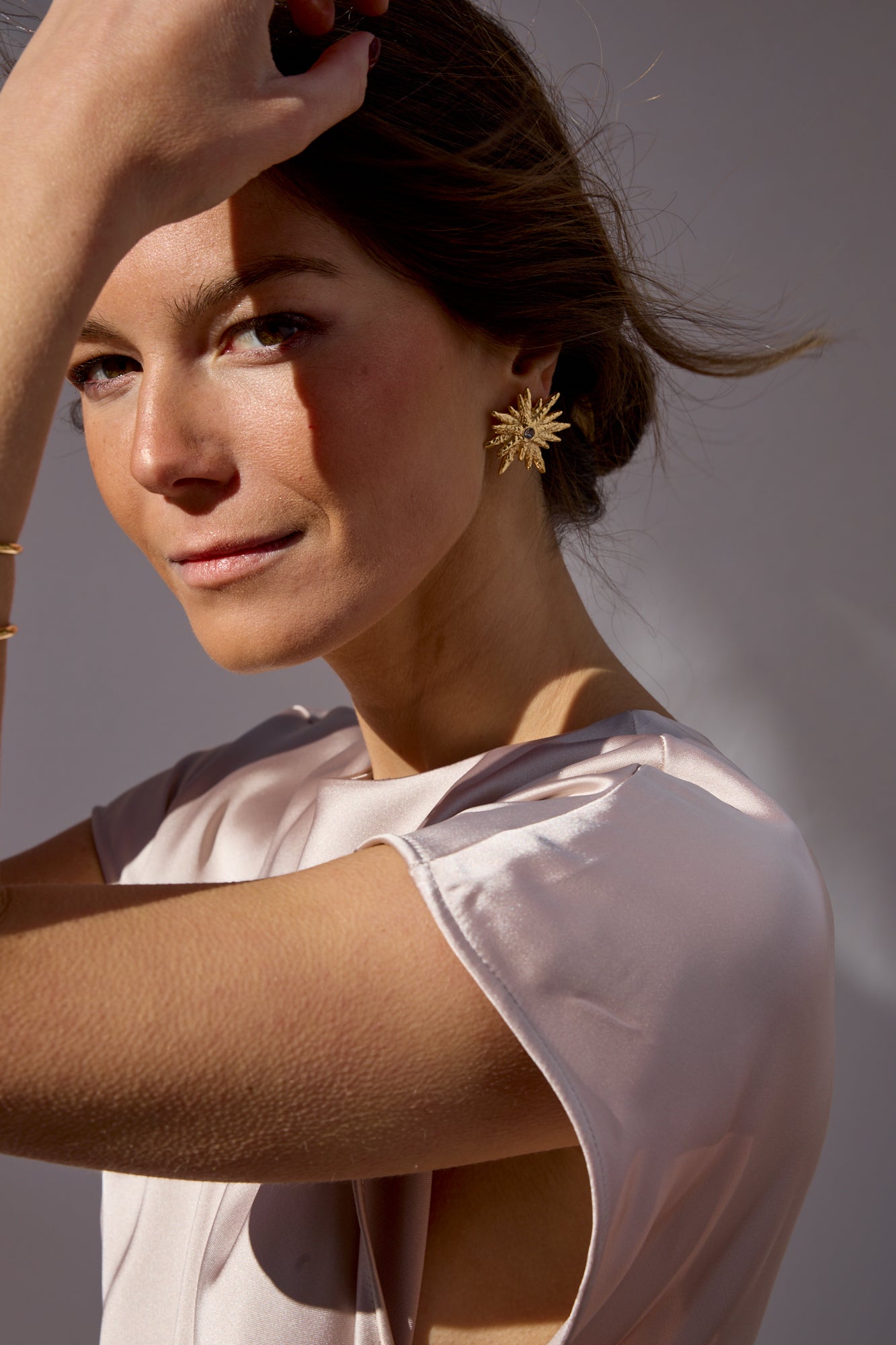 LOOK CHOKER NEBULOSA + PENDIENTES ESTELAR