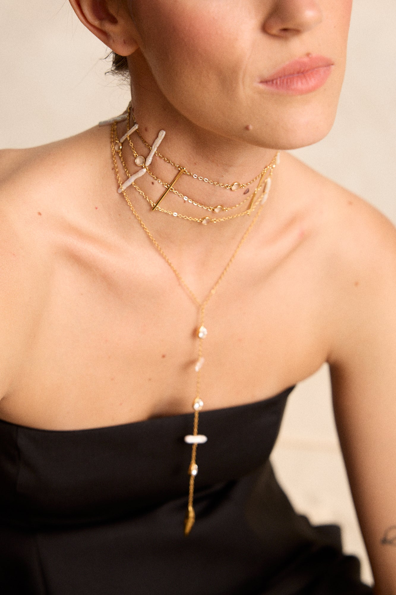 LOOK CHOKER MACARELLA + COLGANTE GRATIAS
