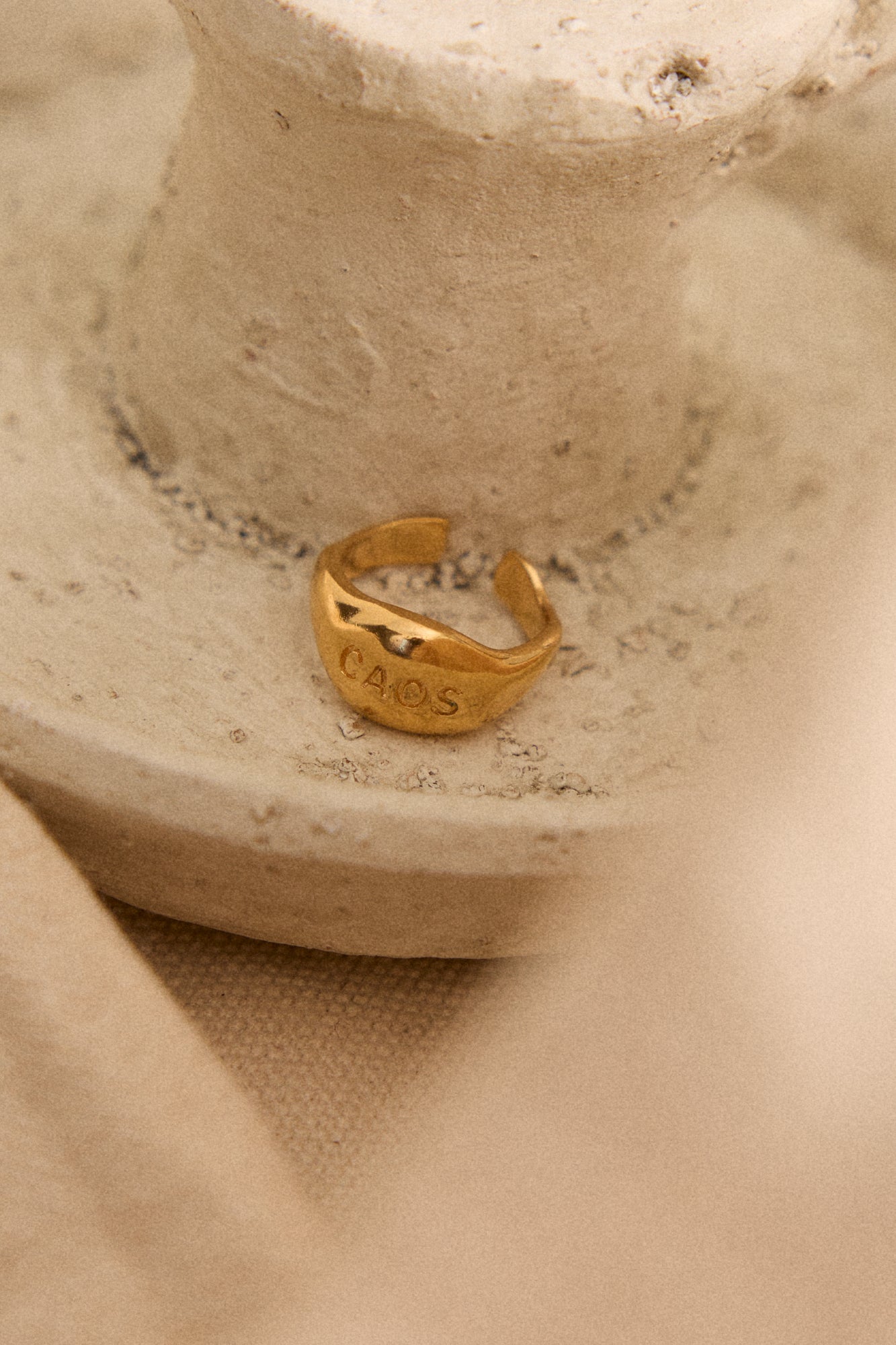ANILLO CAOS