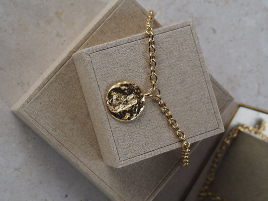 MEDALLA VIRGEN DE LA ALEGRÍA