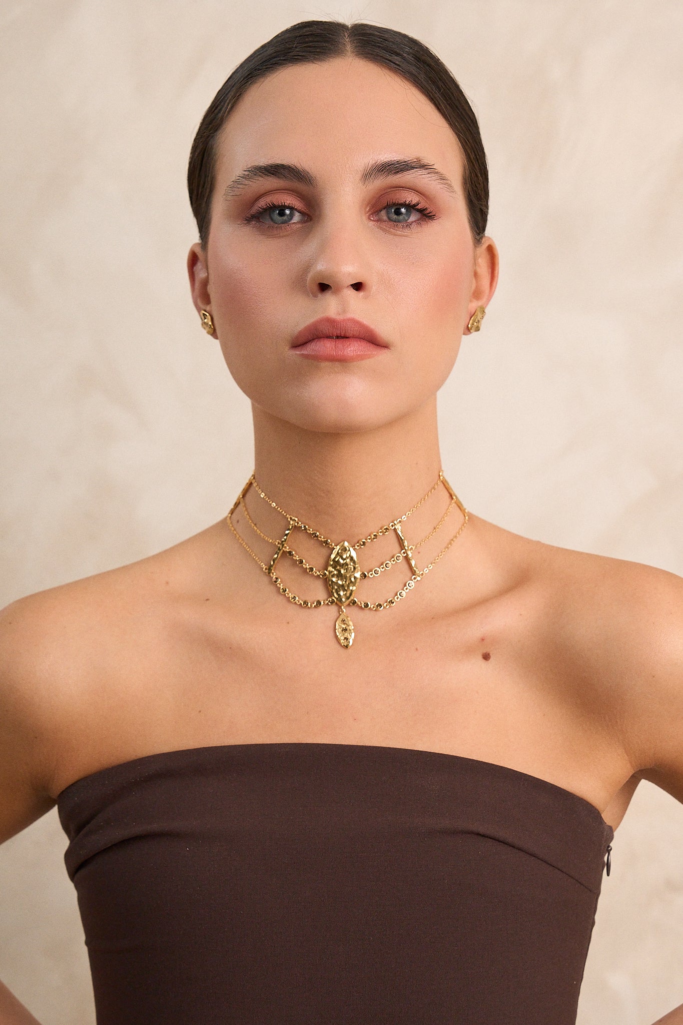 LOOK GARGANTILLA BABILONIA + PENDIENTES NANNA