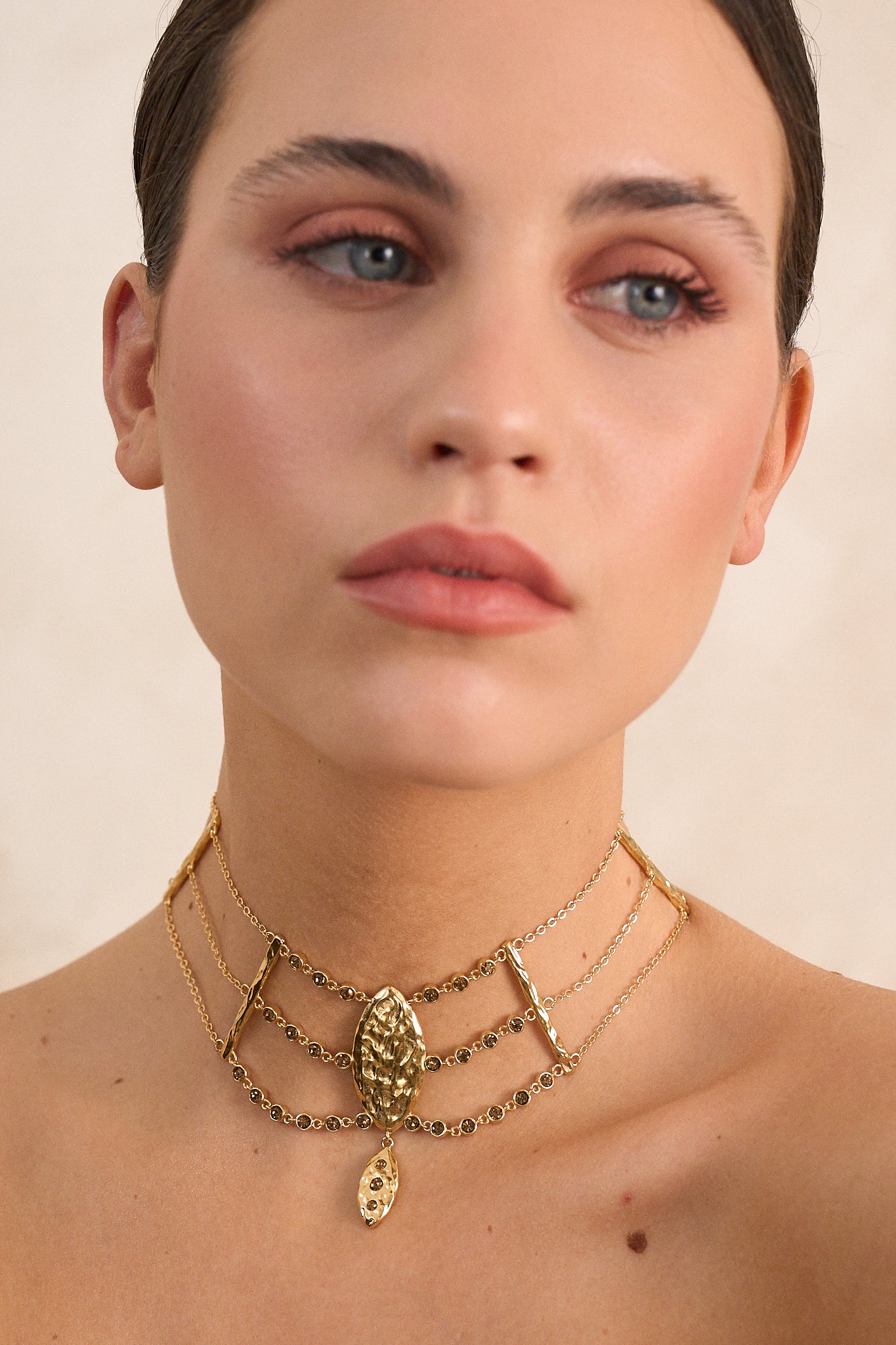 GARGANTILLA BABILONIA