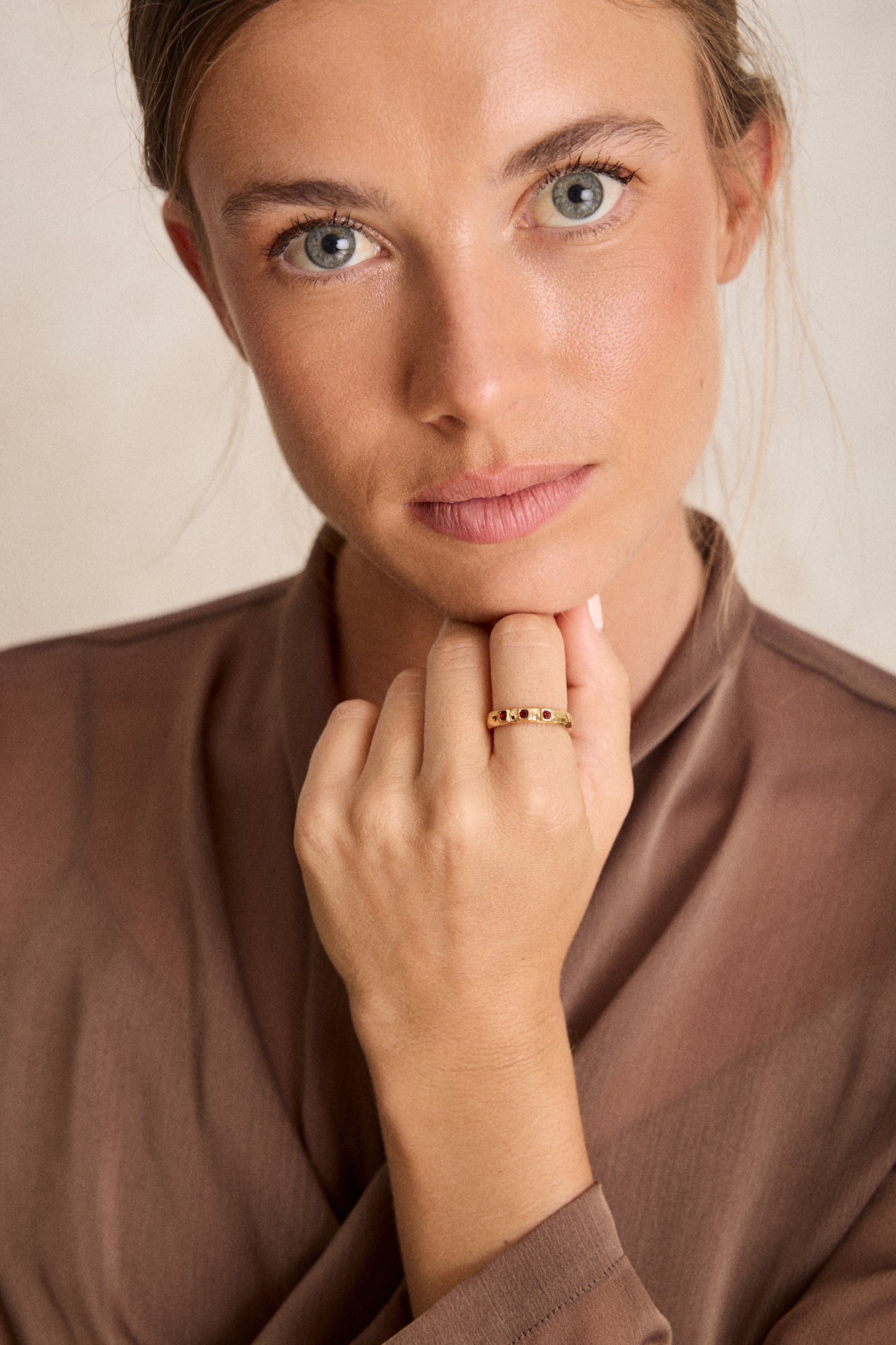 ANILLO OLIVIA