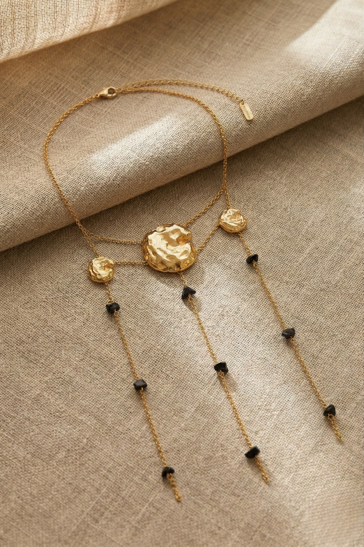 TRIBAL HERITAGE CHOKER