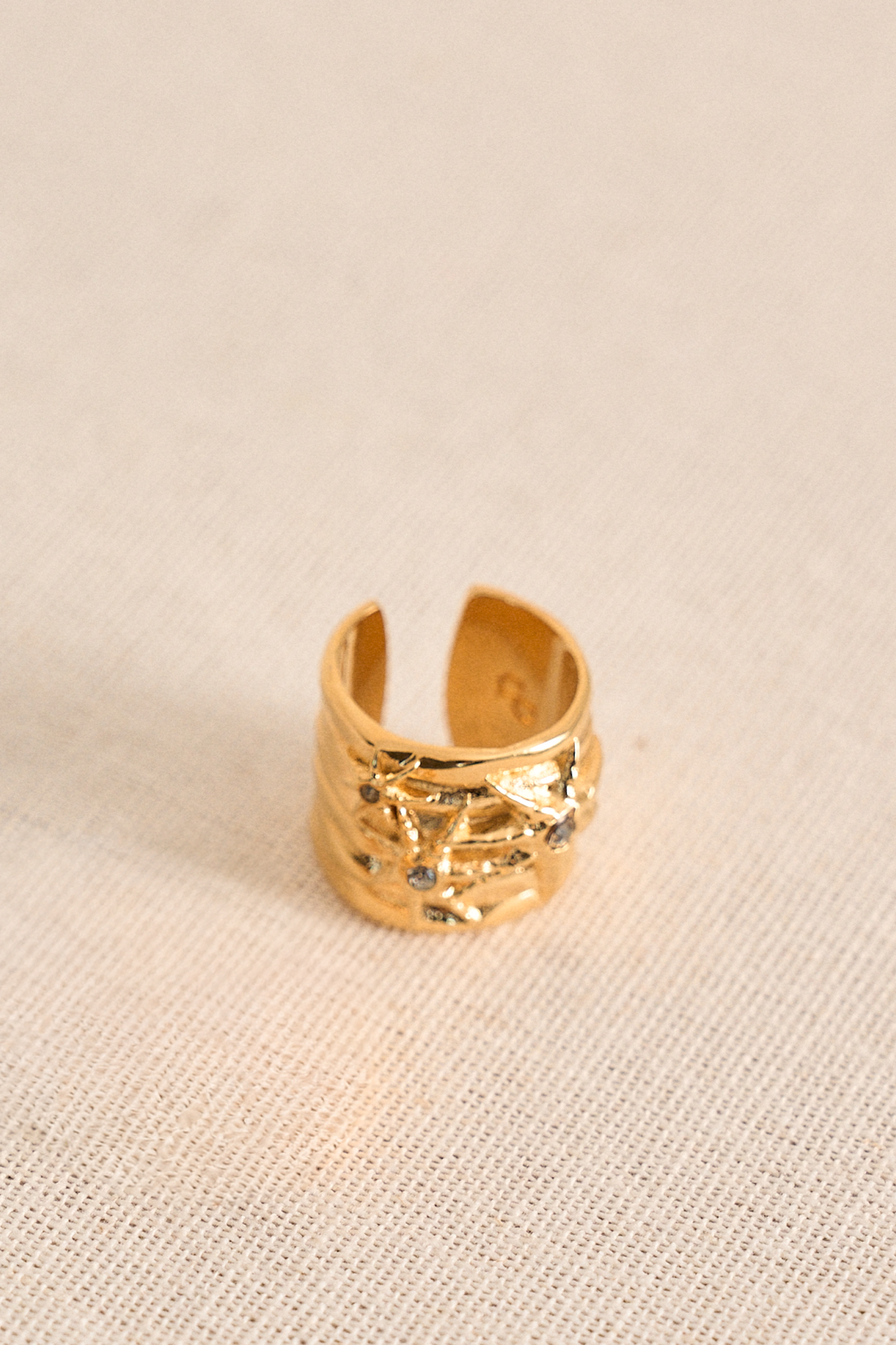 ORBIT RING